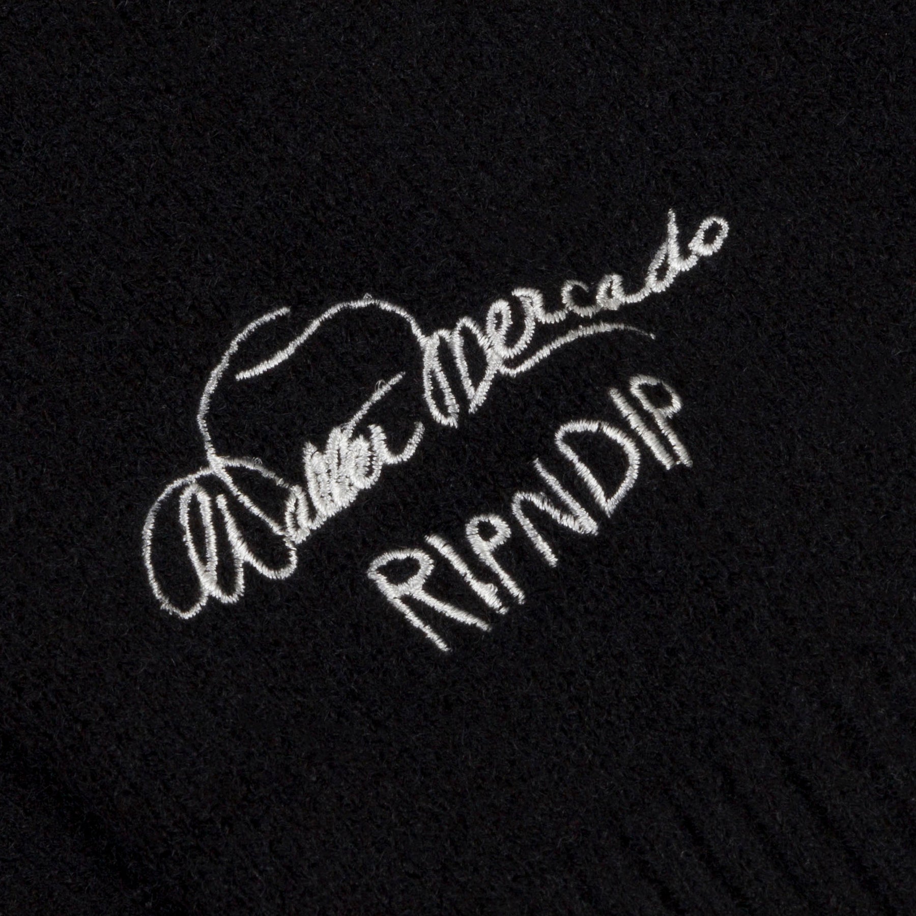 MUERTE KNIT SWEATER