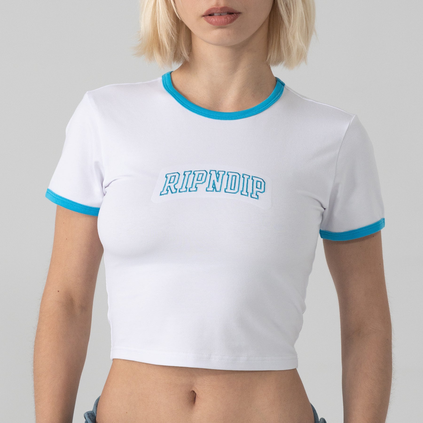 TEAM SPIRIT CROPPED RINGER TEE