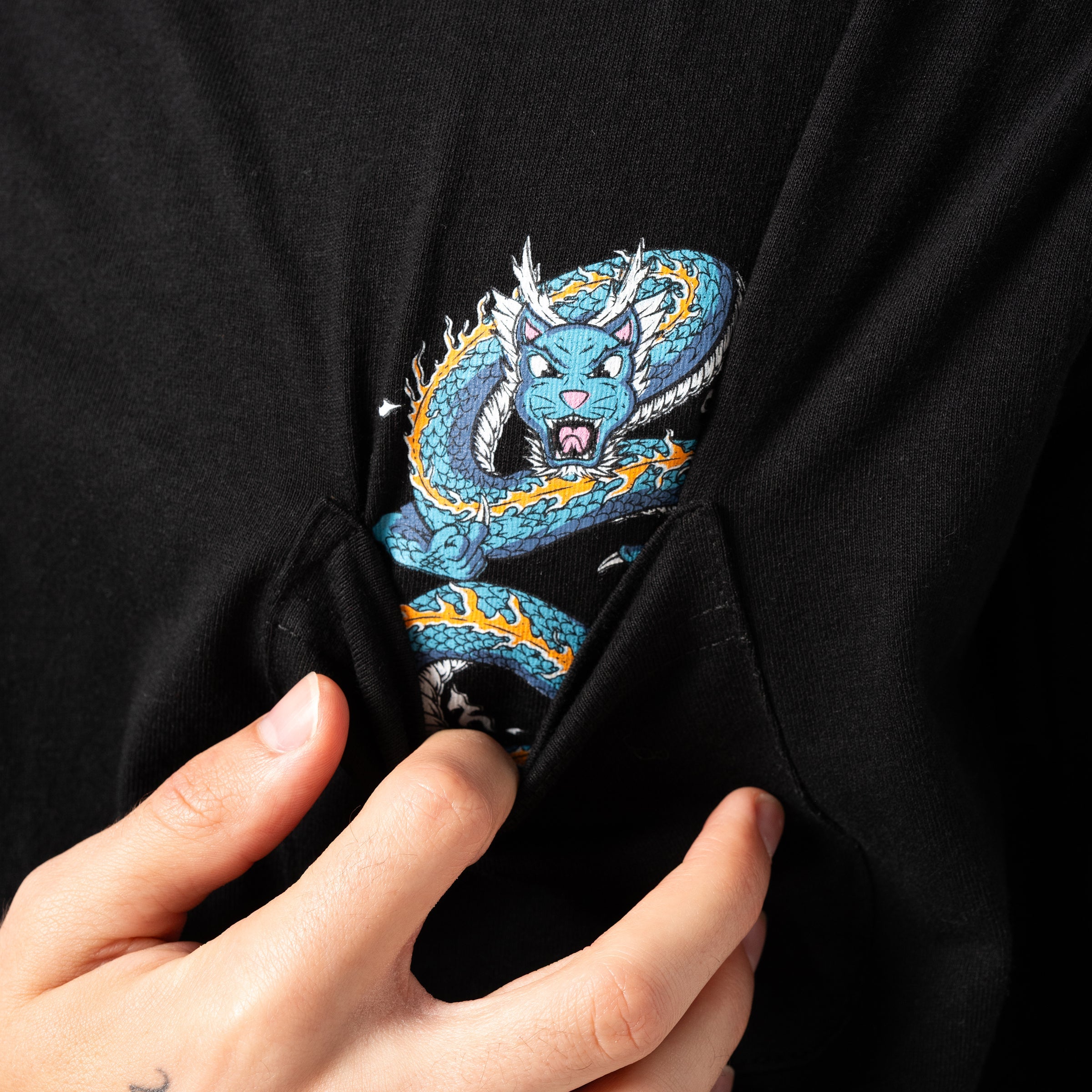 SHEN NERM POCKET TEE