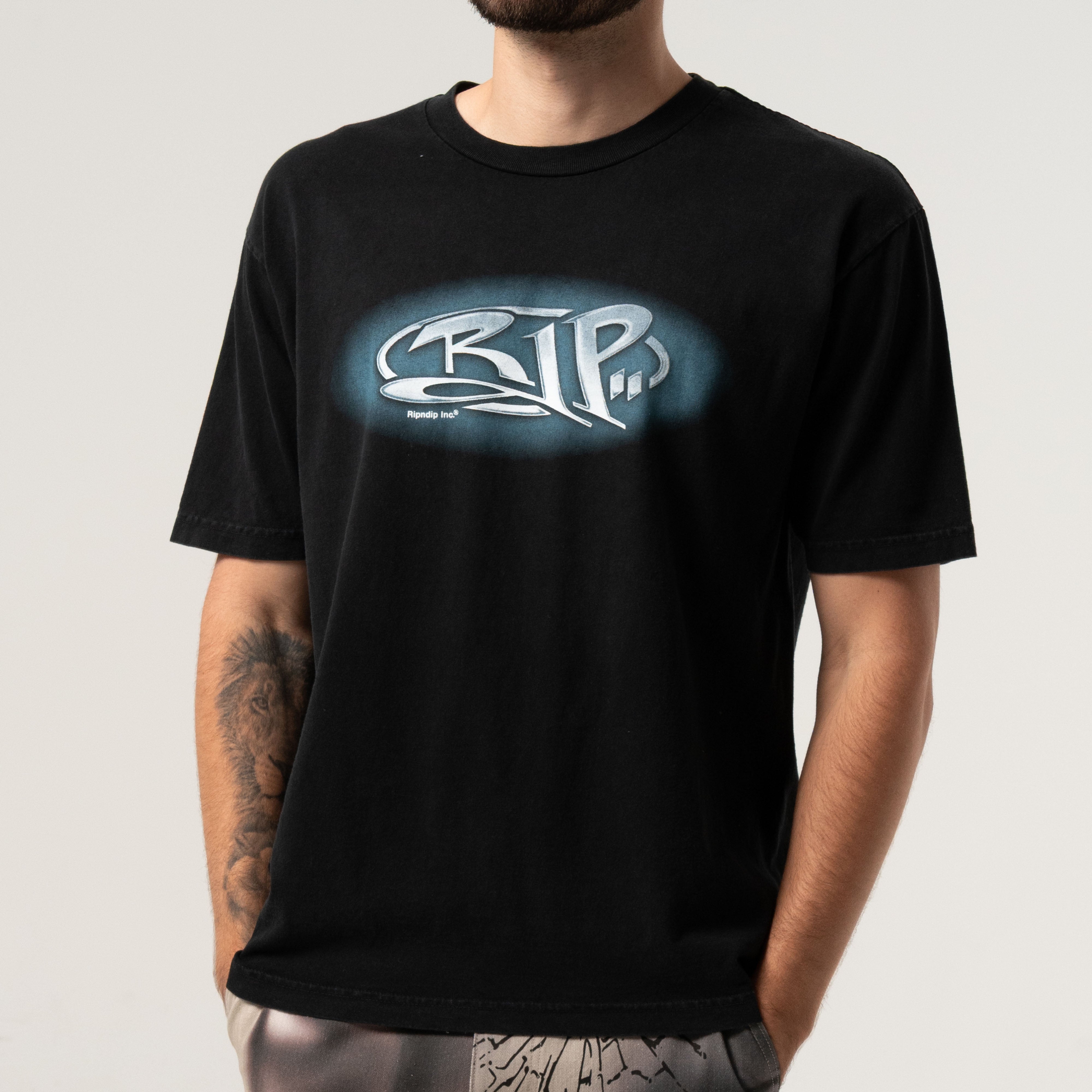 RIPPED TEE