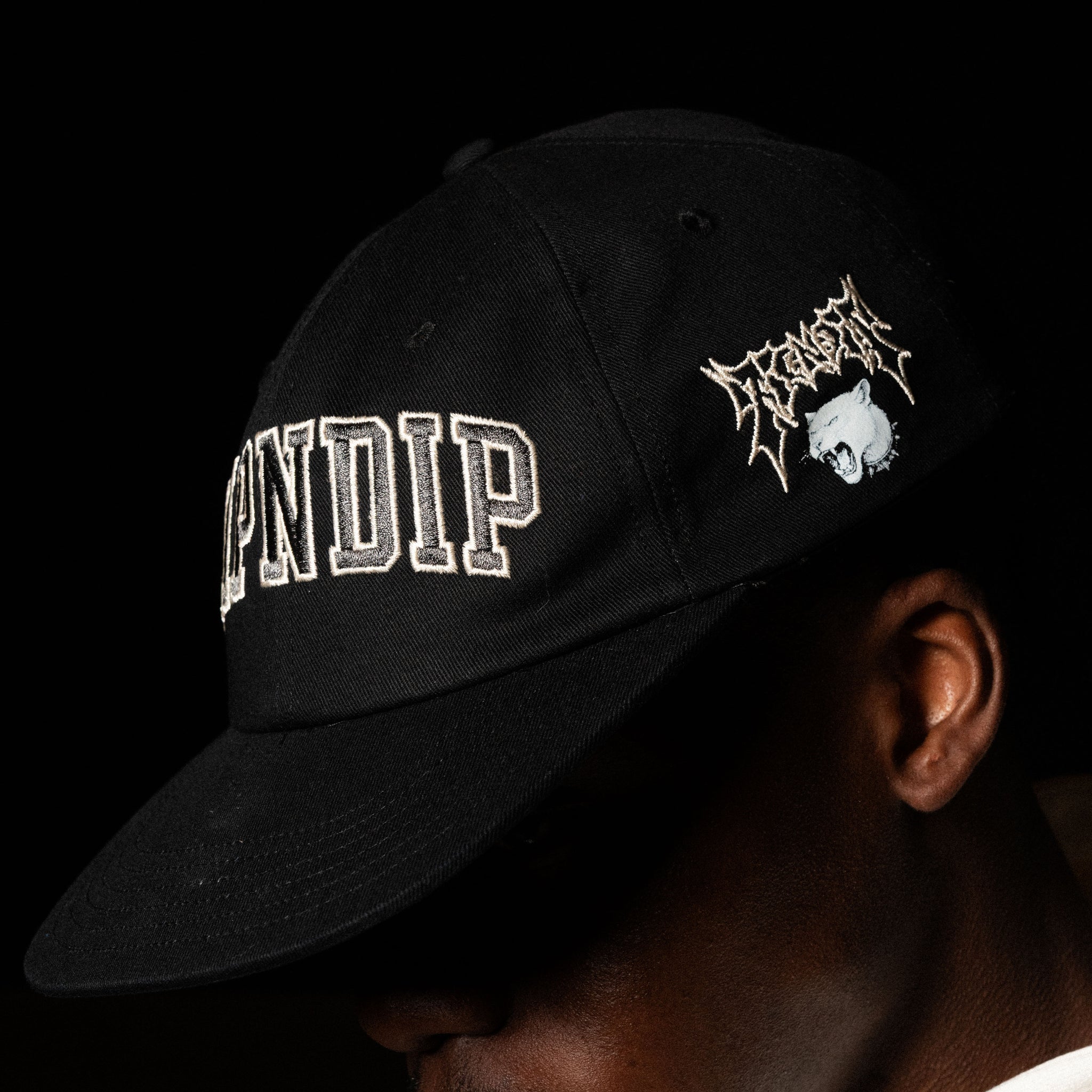 TEAM SPIRIT SNAPBACK (BLACK)