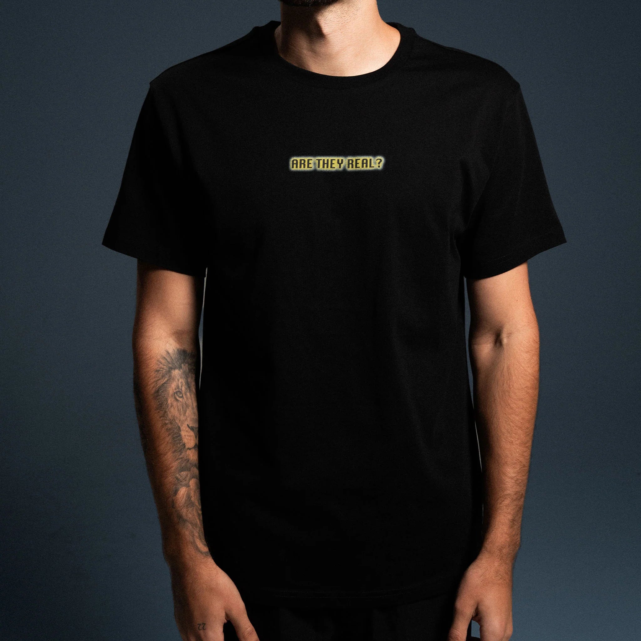 BREAKING NEWS TEE