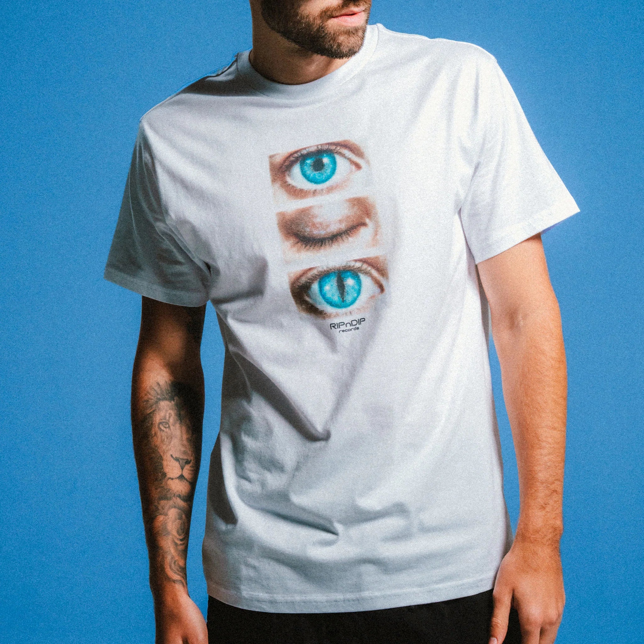 EYES OPENED TEE