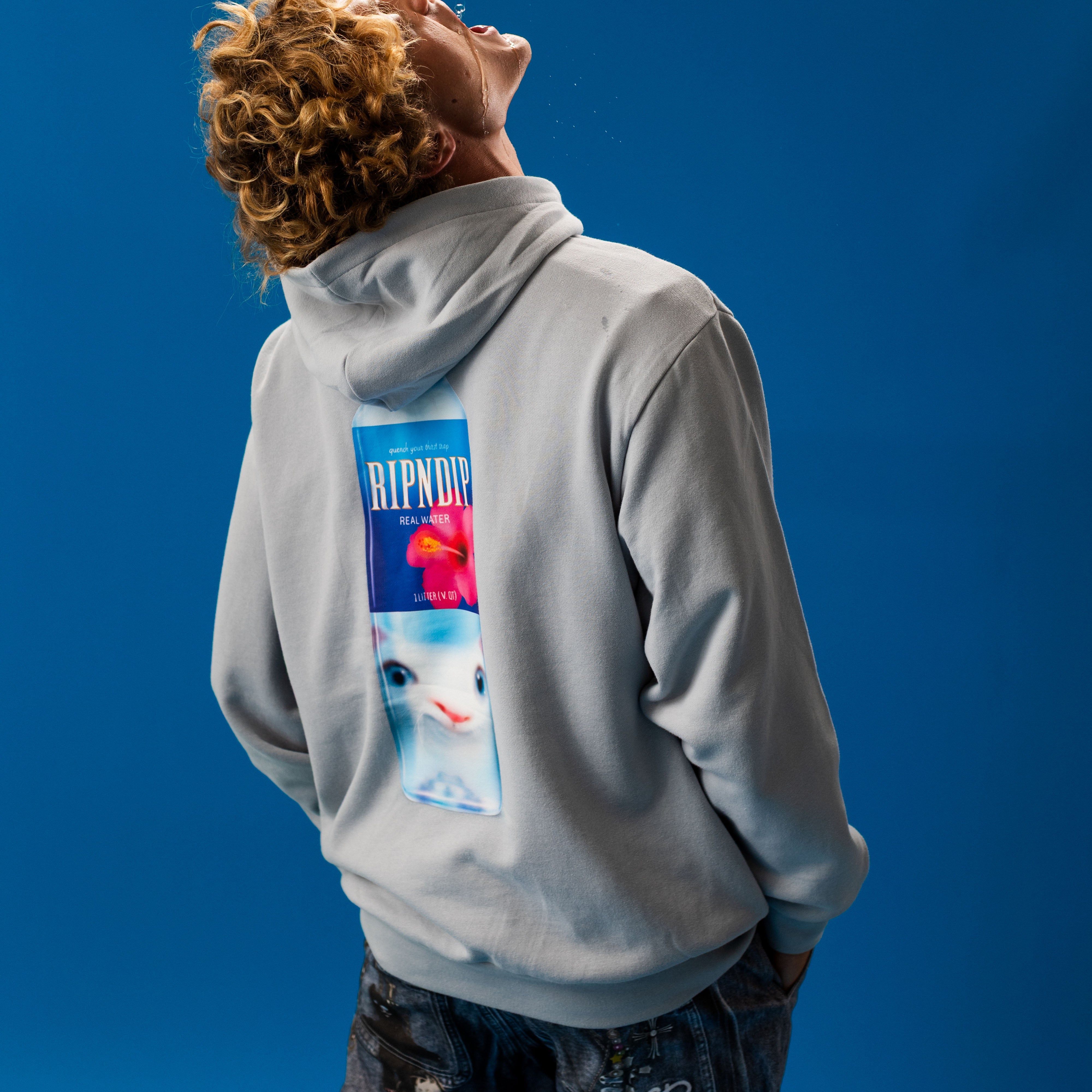 REAL WATER HODIE